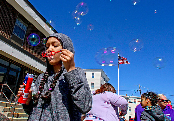 1006496113 ri_pvd_Walk